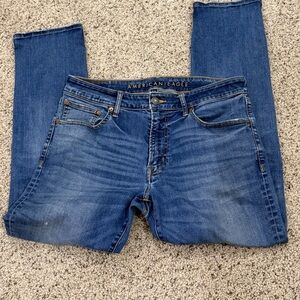 Men’s American Eagle Outfitters Flex Straight Jeans in Medium Blue